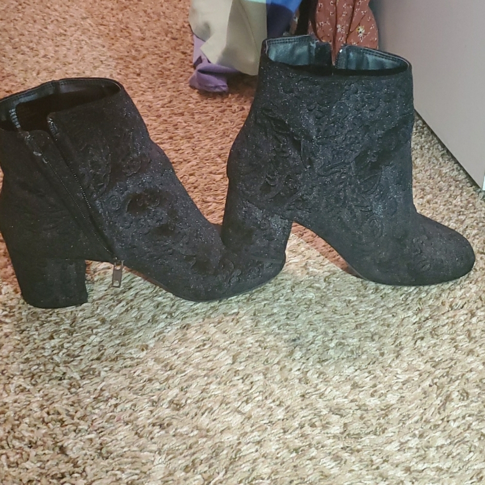 Zigi Soho booties